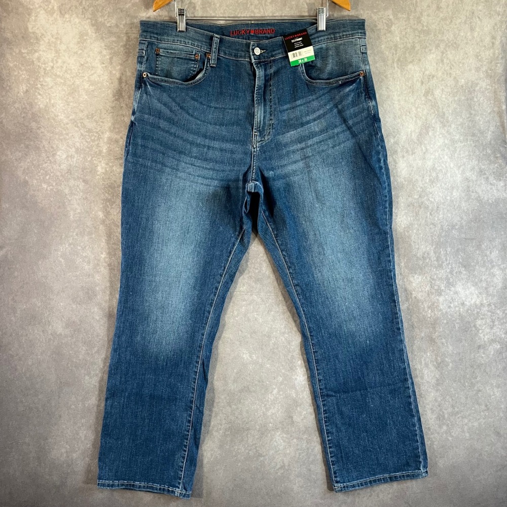 Lucky Brand 223 Straight Jeans Mens 38x30 Light Blue Stretch Denim Casual NEW